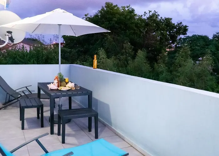 joli appartement avec vue au Moule