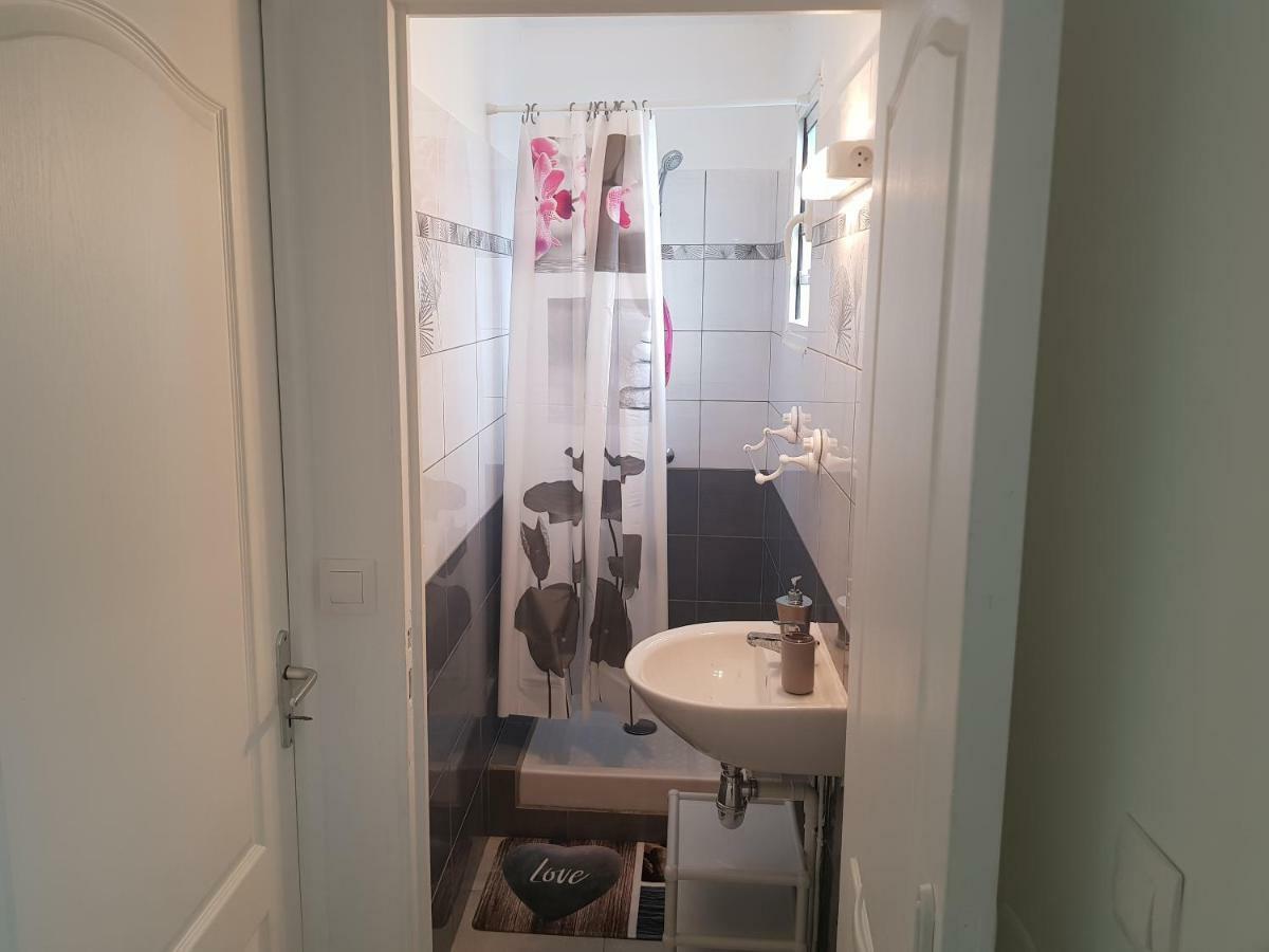 Appartement Joli Avec Vue Au Moule