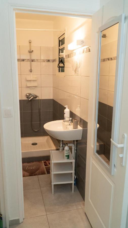 Joli Avec Vue Au Moule Appartement Le Moule